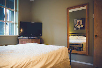 Glacier - Luxury Apartment Whistler