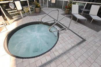 Glacier - Luxury * Whistler